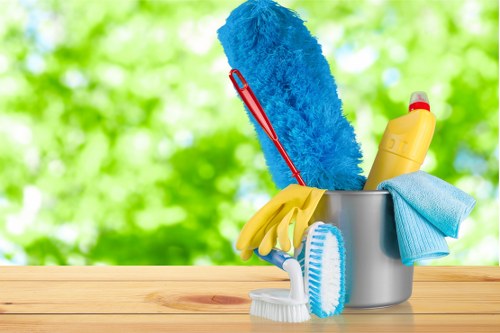 Customer reviewing secure Carpetcleaning Putney payment options