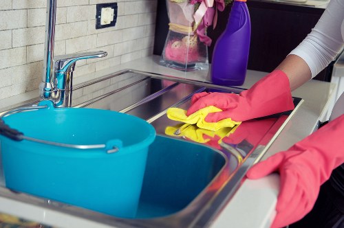 Screen-reader compatible website layout for Putney carpet cleaning